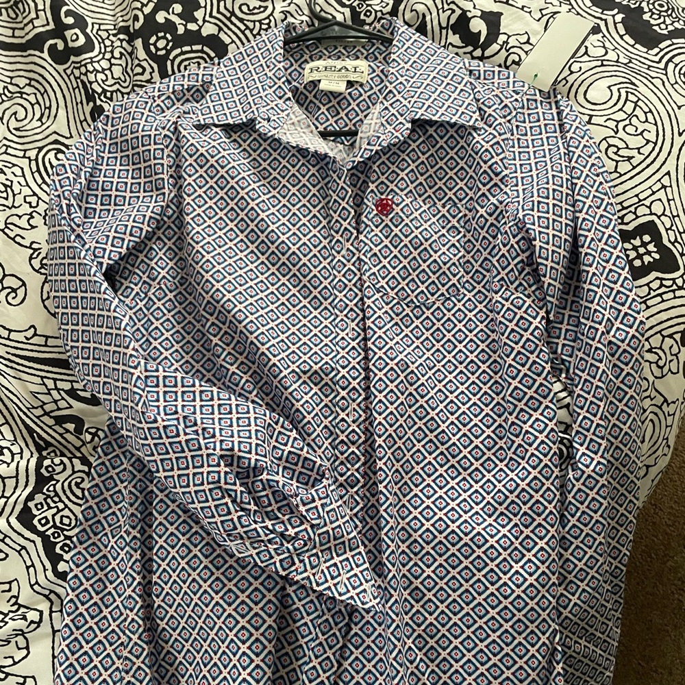 Button up collar shirt